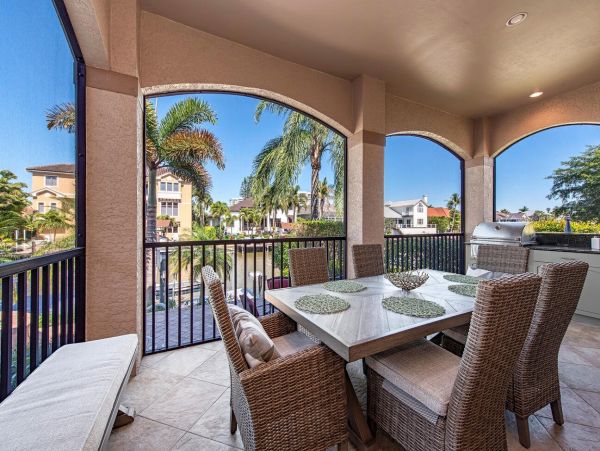 Luxury Naples Pool Vacation Home For Rent
