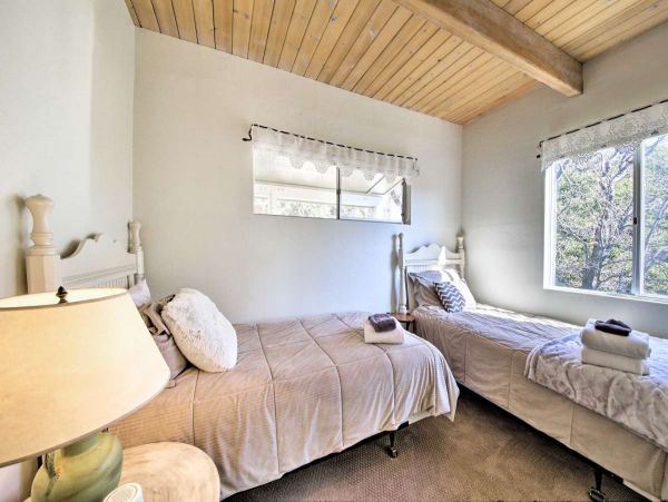 Big Bear Home 998054