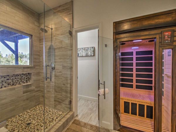 Lake Arrowhead 6 Bedroom Home with Game Room