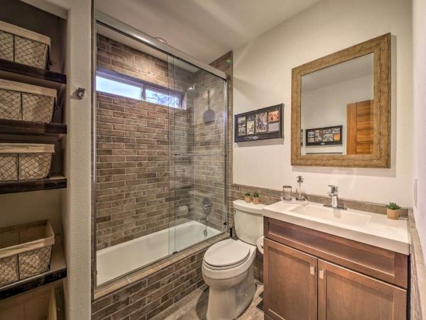 Lake Arrowhead 6 Bedroom Home with Game Room