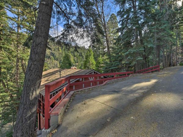 Big Bear Home 998101