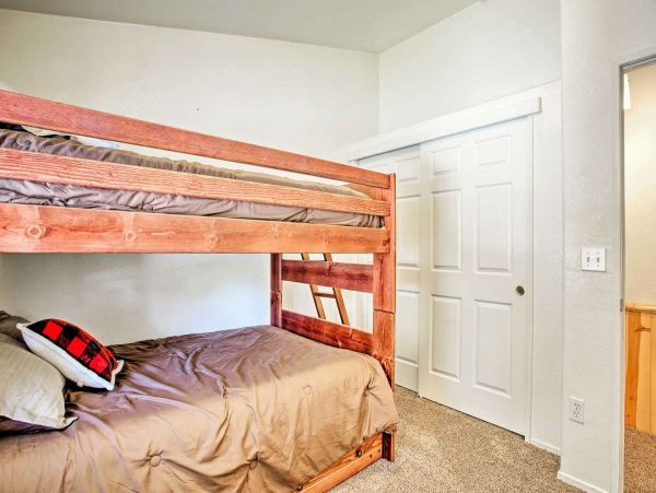 Big Bear Home 998165