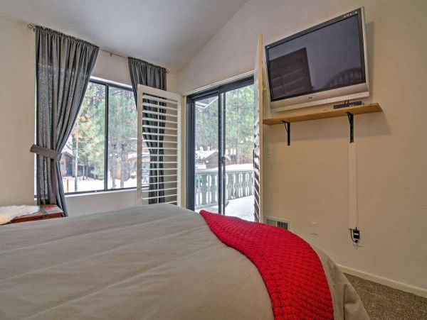 Big Bear Home 998166