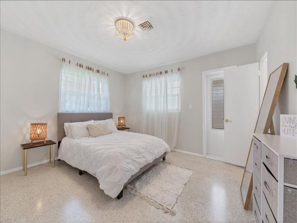 Charming 3 Bedroom Vacation Home in Sarasota