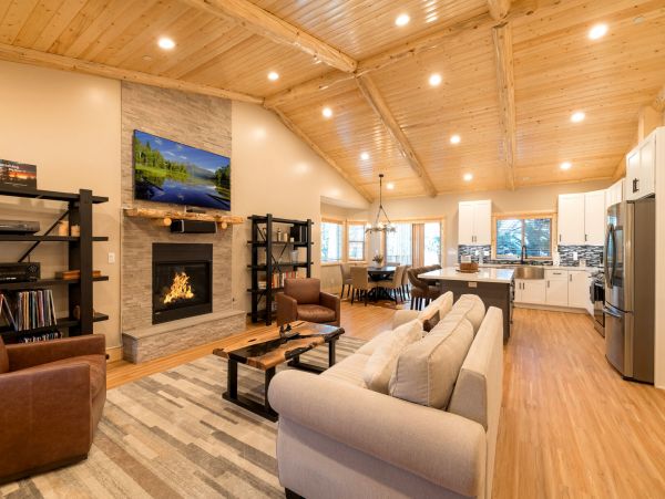 Lake Tahoe North Shore Home 998205