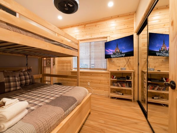 Lake Tahoe North Shore Home 998205