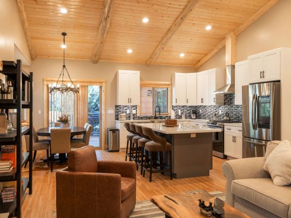 Lake Tahoe North Shore Home 998205