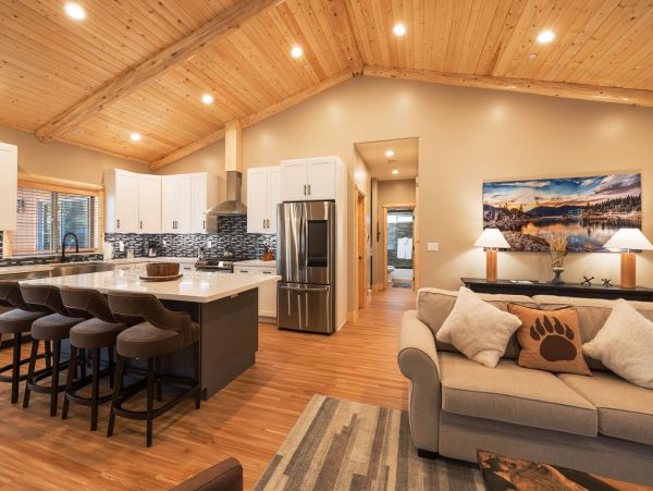 Lake Tahoe North Shore Home 998205