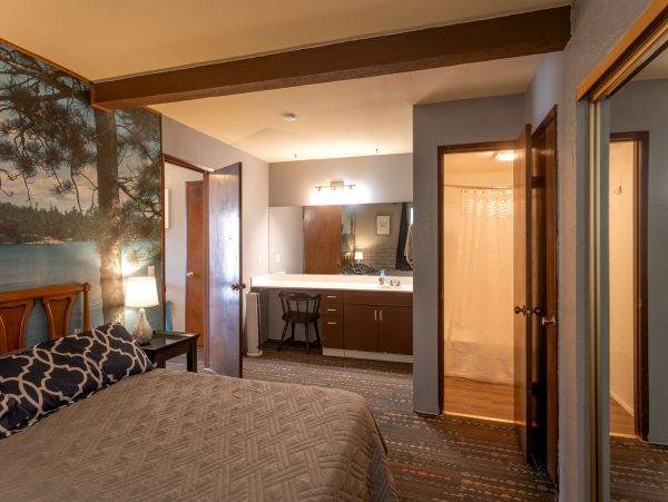 Lake Tahoe North Shore Home 998212