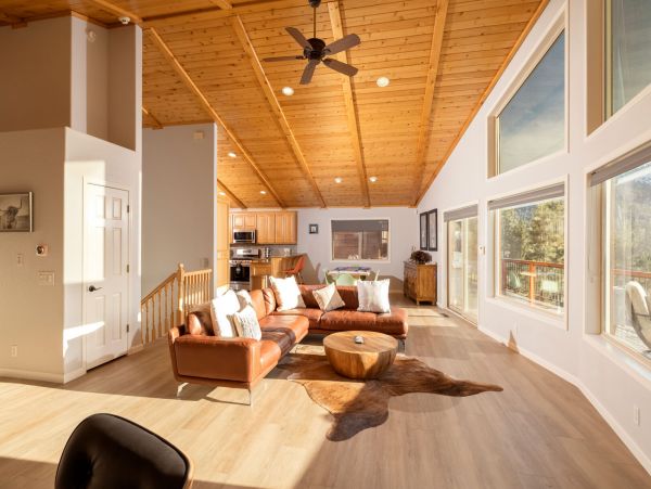 Lake Tahoe North Shore Home 998215