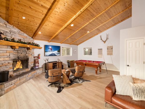 Lake Tahoe North Shore Home 998215
