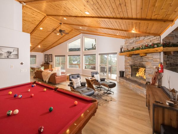 Lake Tahoe North Shore Home 998215
