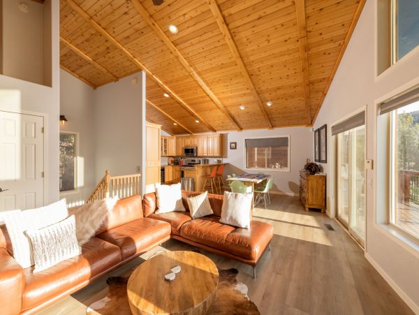 Lake Tahoe North Shore Home 998215
