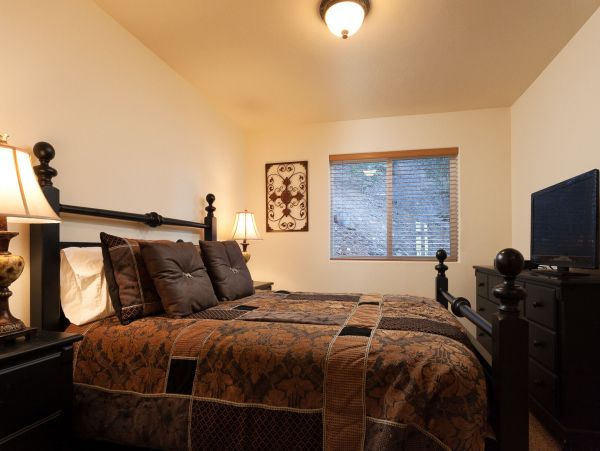 Lake Tahoe North Shore Home 998216