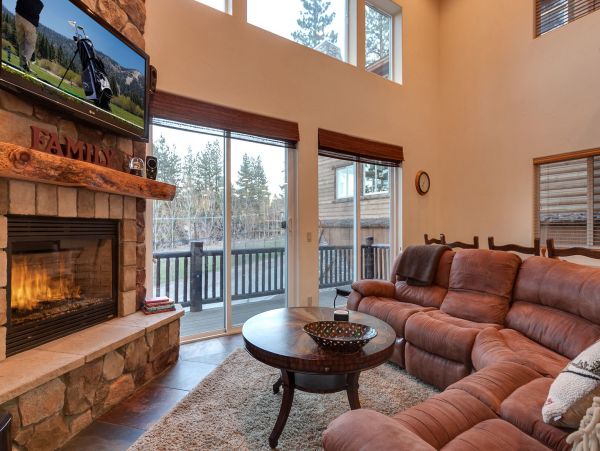 Lake Tahoe North Shore Home 998216