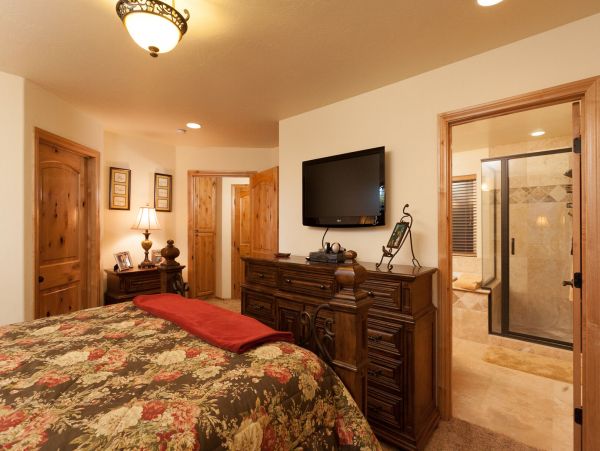 Lake Tahoe North Shore Home 998216