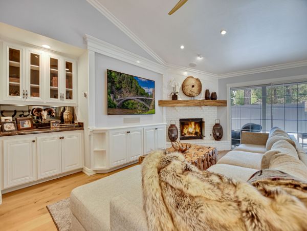 Lake Tahoe North Shore Home 998217