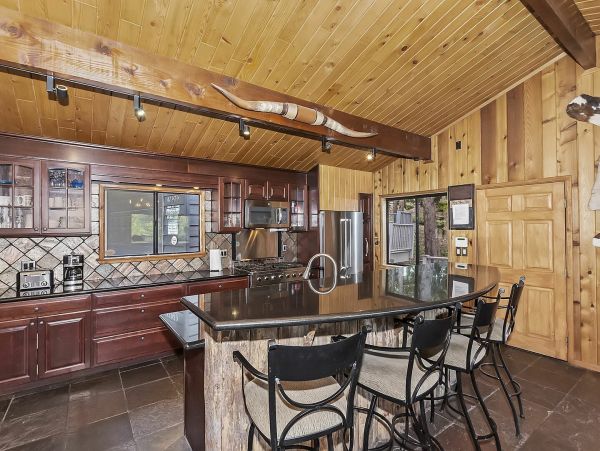 Lake Tahoe North Shore Home 998220
