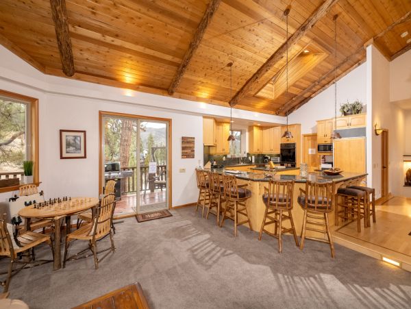 Lake Tahoe North Shore Home 998221