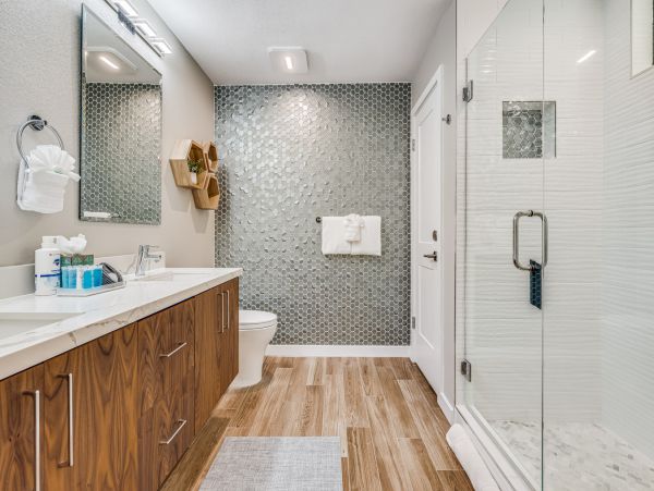 Two Bedroom Vacation Condo with Communal Pool