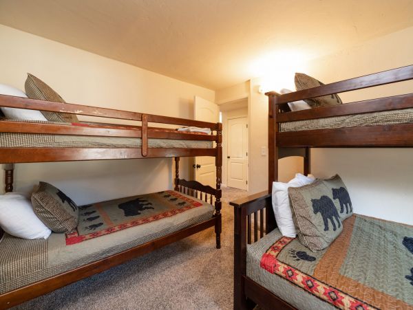 Lake Tahoe North Shore Home 998223