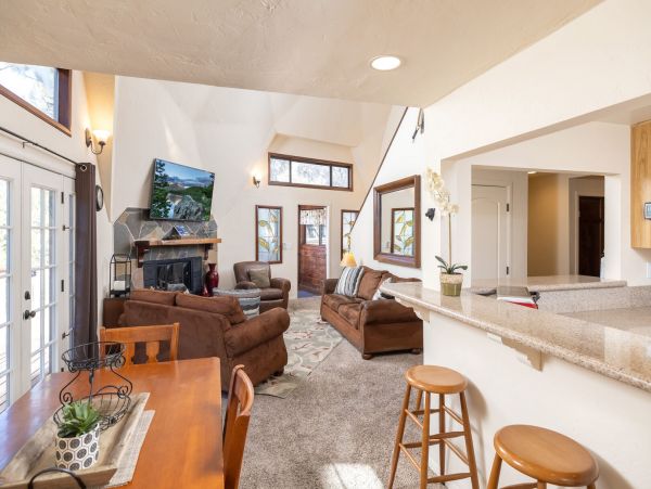 Lake Tahoe North Shore Home 998223