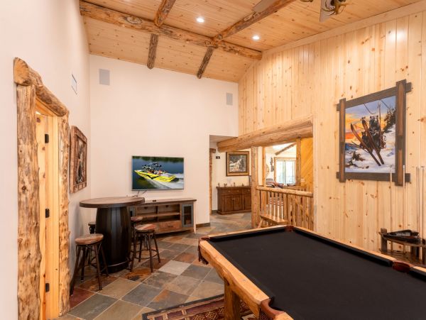 Lake Tahoe North Shore Home 998224
