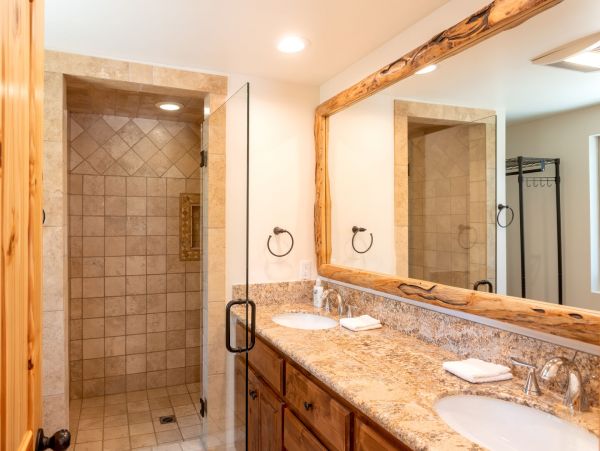 Lake Tahoe North Shore Home 998224