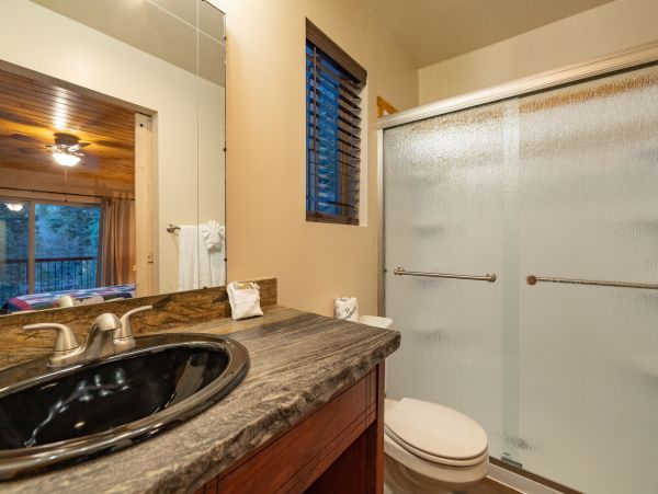Lake Tahoe North Shore Home 998225