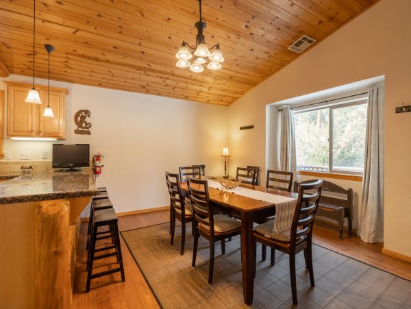 Lake Tahoe North Shore Home 998226