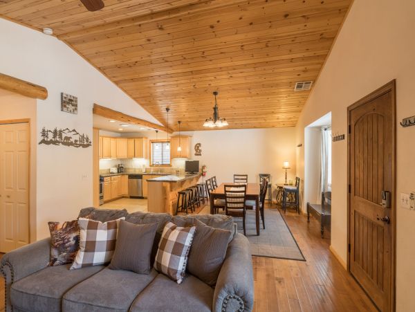 Lake Tahoe North Shore Home 998226