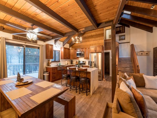 Lake Tahoe North Shore Home 998227
