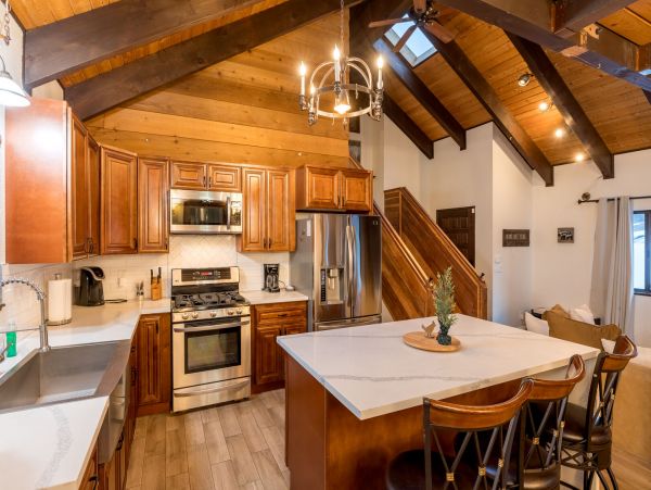 Lake Tahoe North Shore Home 998227