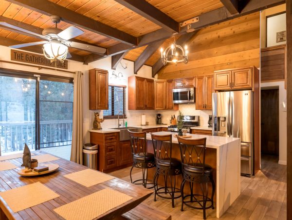 Lake Tahoe North Shore Home 998227