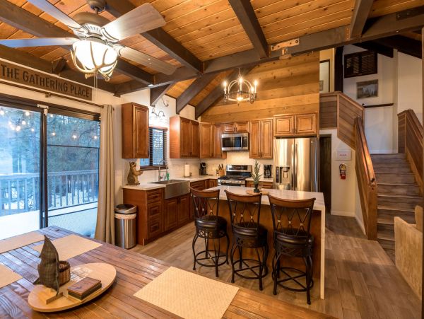 Lake Tahoe North Shore Home 998227