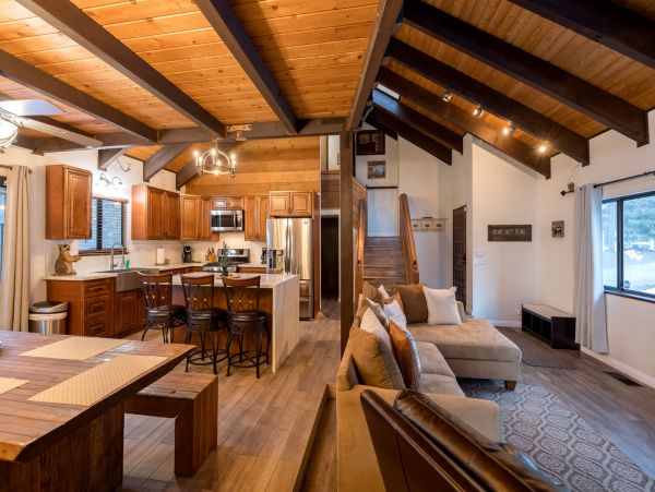 Lake Tahoe North Shore Home 998227
