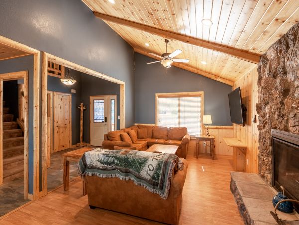 Lake Tahoe North Shore Home 998229