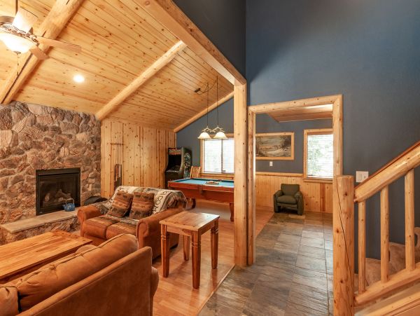 Lake Tahoe North Shore Home 998229