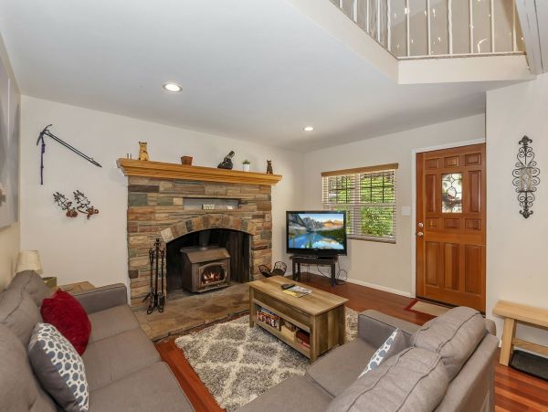 Lake Tahoe North Shore Home 998230