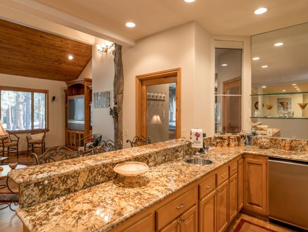 Lake Tahoe North Shore Home 998232