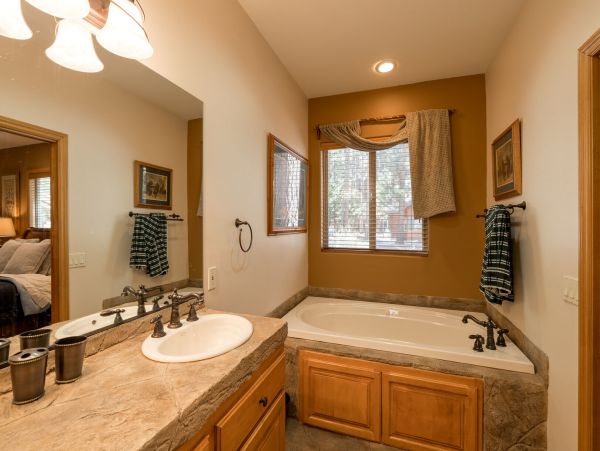 Lake Tahoe North Shore Home 998232