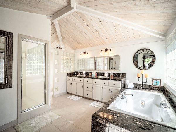 Lake Tahoe North Shore Home 998236