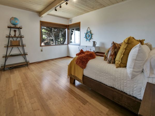 Lake Tahoe North Shore Home 998239