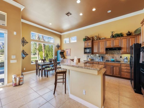 Lake Tahoe North Shore Home 998255