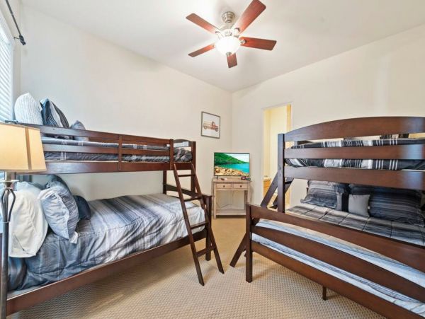 Lake Tahoe North Shore Home 998257