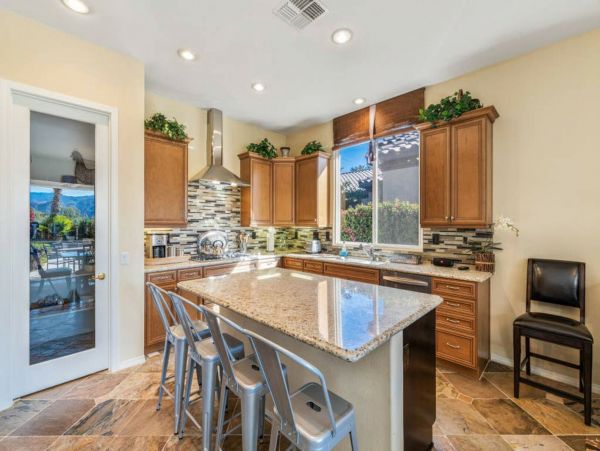 Lake Tahoe North Shore Home 998259