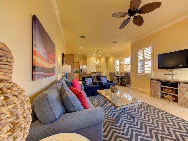 Townhome Right Across The Street From The Beach