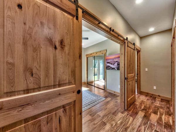 Lake Tahoe North Shore Home 998297