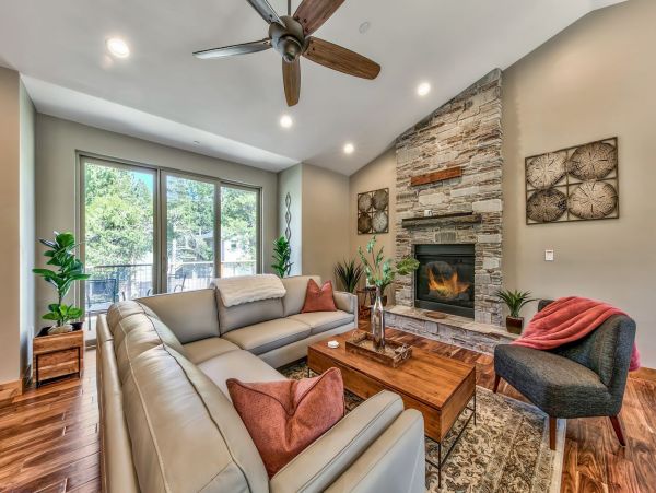 Lake Tahoe North Shore Home 998297