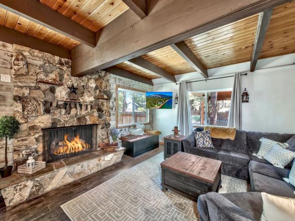 Lake Tahoe North Shore Home 998298
